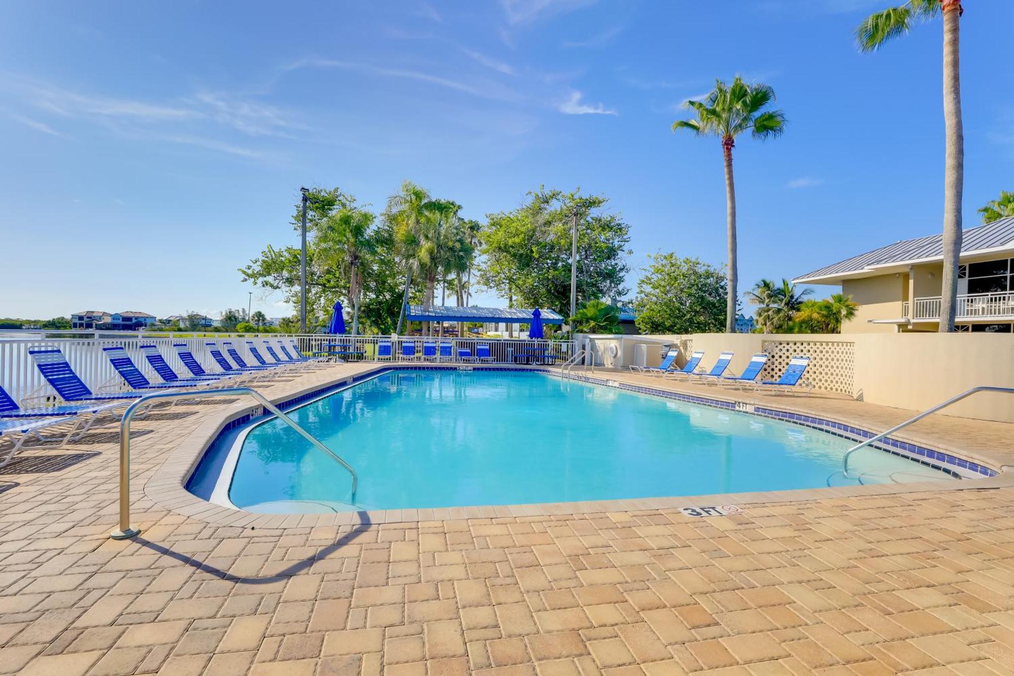 Coastal-Zen Ruskin Retreat Less Than 1 Mi To Beach! Bagian luar foto