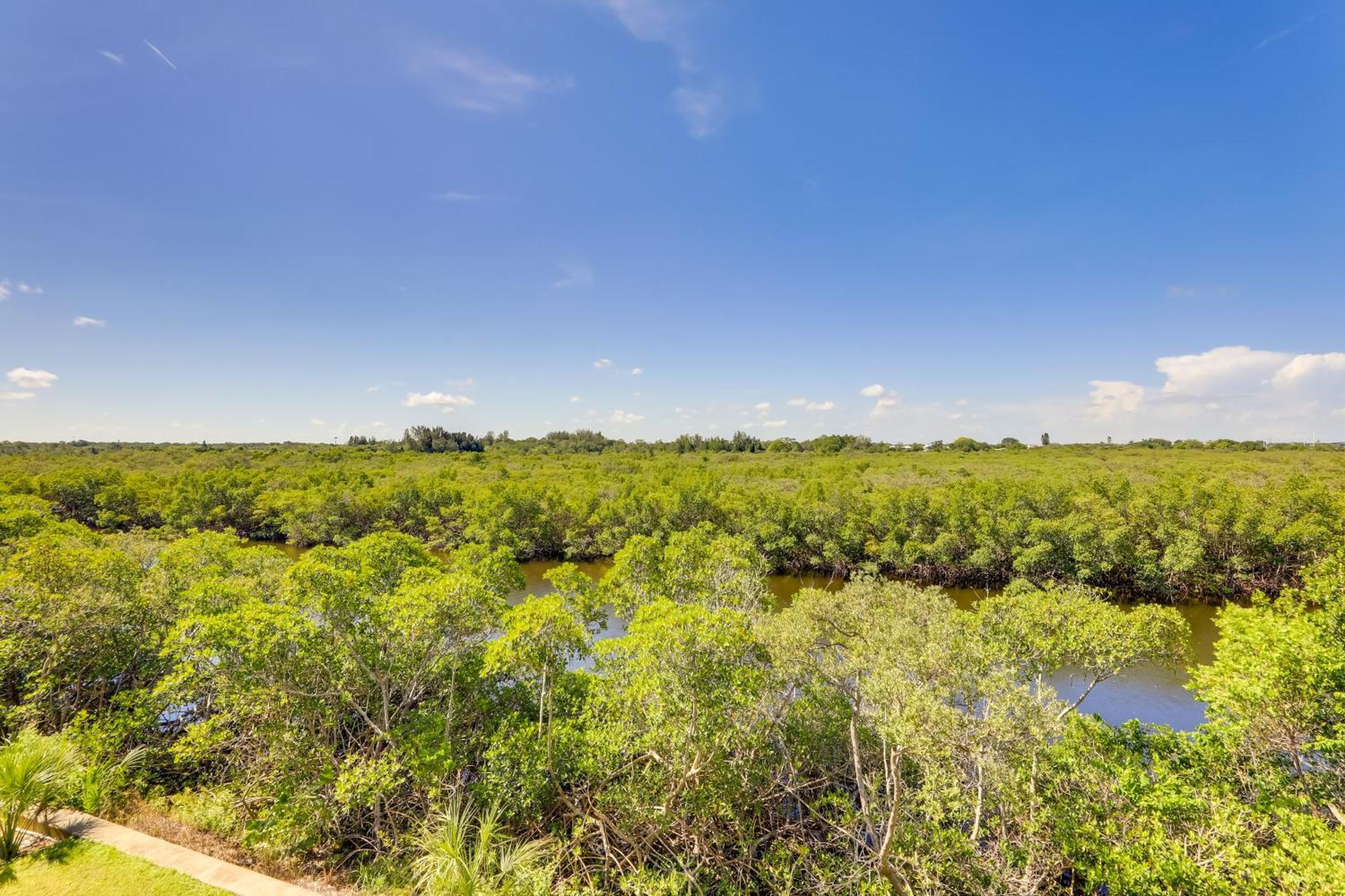 Coastal-Zen Ruskin Retreat Less Than 1 Mi To Beach! Bagian luar foto